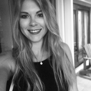 Meet your Posher, Holley